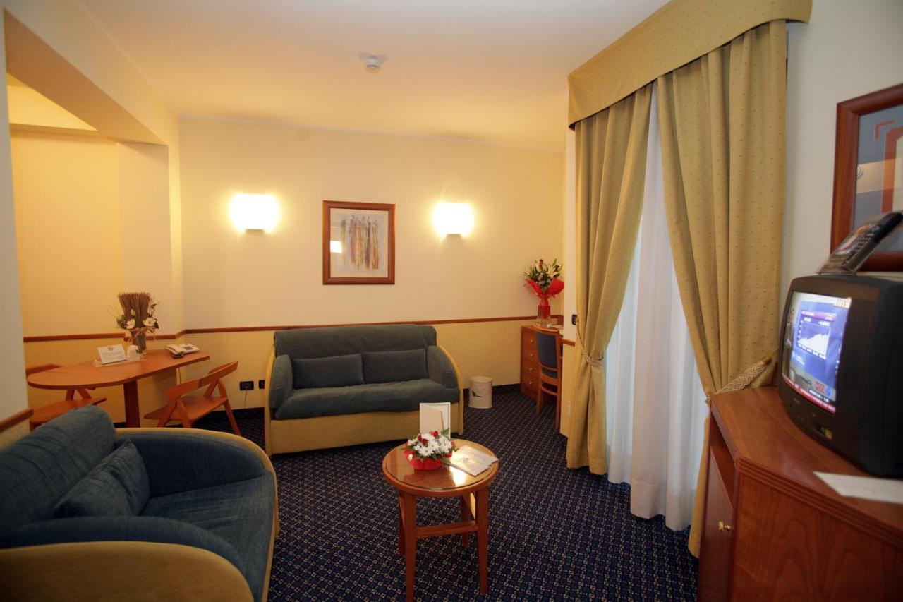 Pacific Hotel Fortino Torino Eksteriør billede